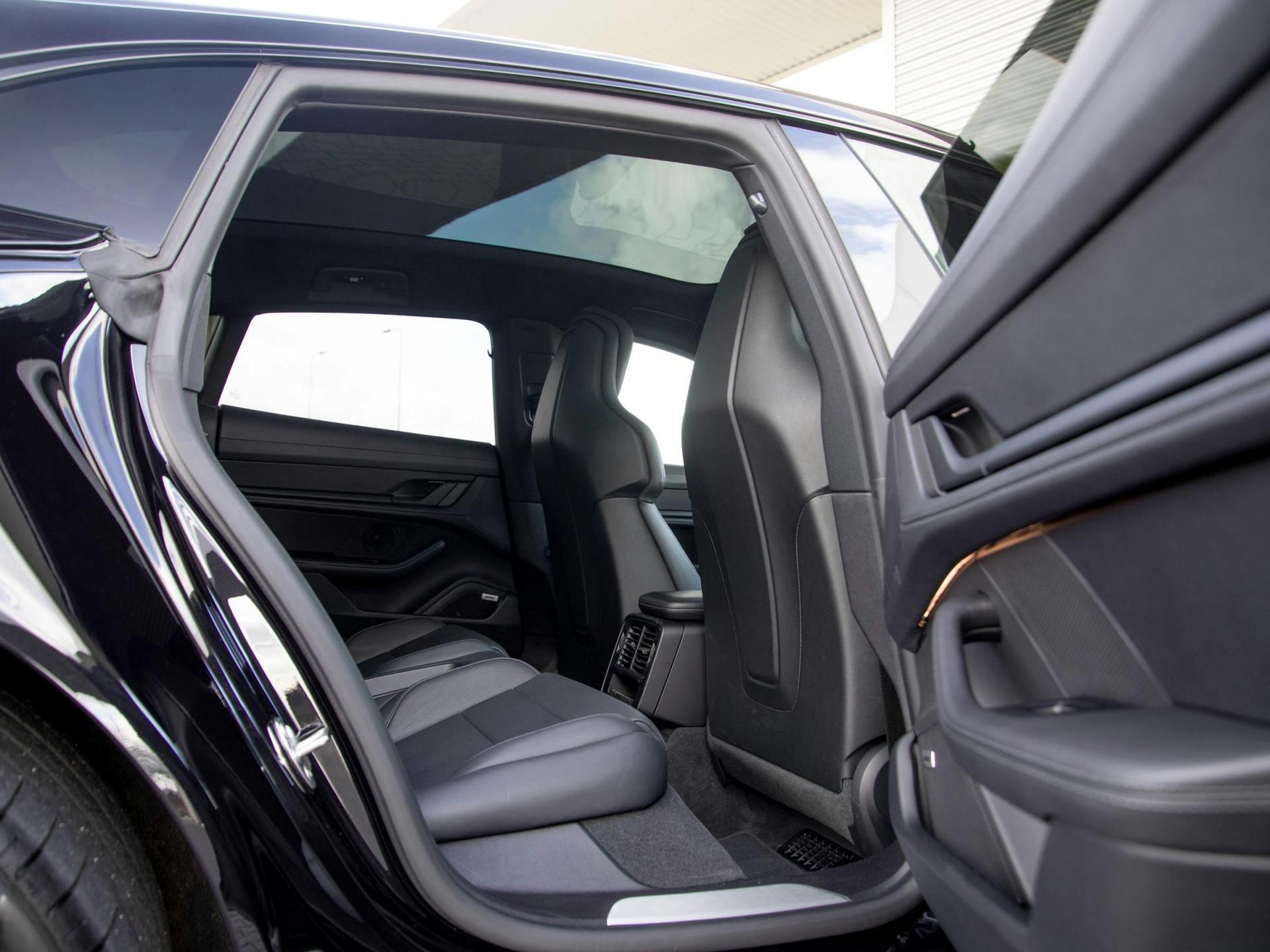 Porsche Taycan Cross Turismo 4S | Pano | Bose | Head-up-display |